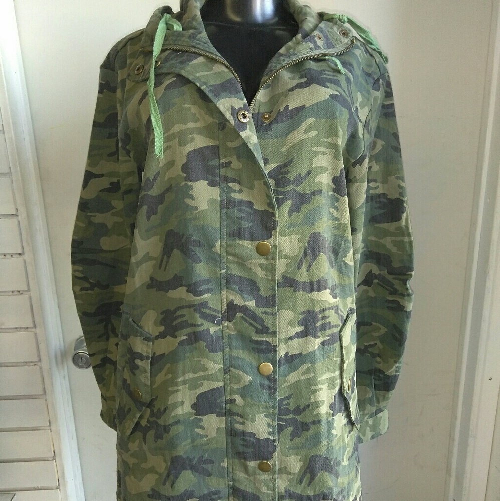 Military Long Jacket.